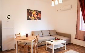 Ultracentral Apartament With Balcony - Old Town